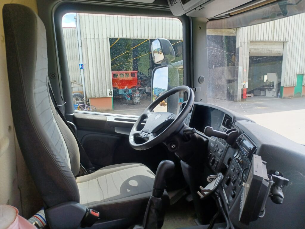 Scania G420 LB6x2 4MNA